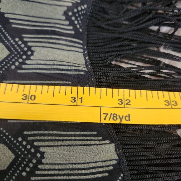 Lularoe Monroe Kimono With Fringe Green and Black Size Small - Picture 11 of 11